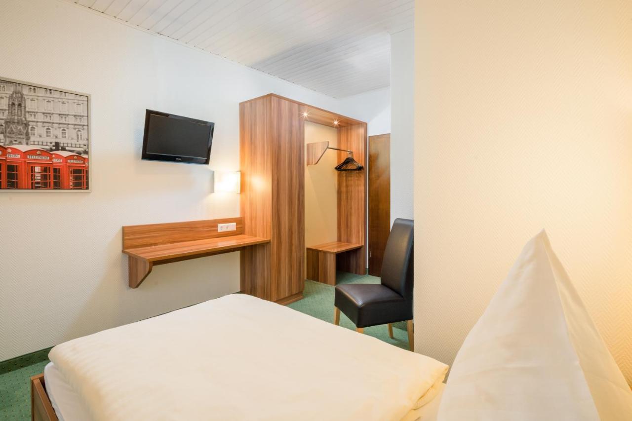 Hotel Zur Post Хемминген Экстерьер фото