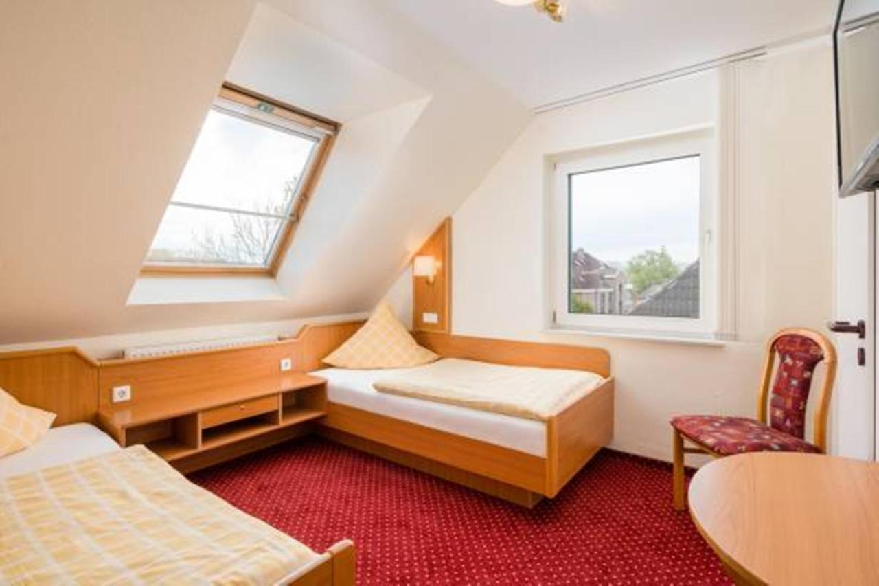 Hotel Zur Post Хемминген Экстерьер фото