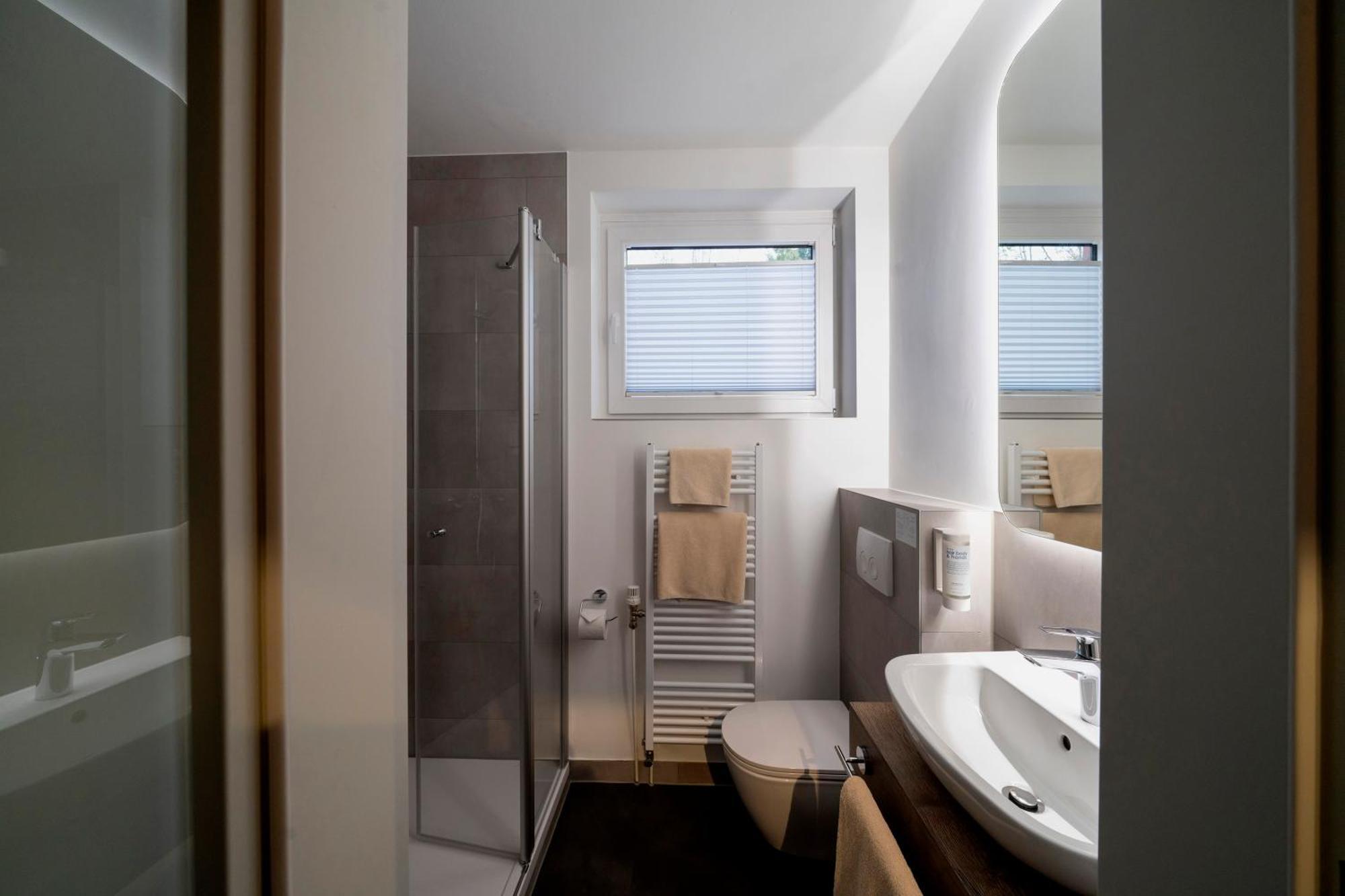 Hotel Zur Post Хемминген Экстерьер фото